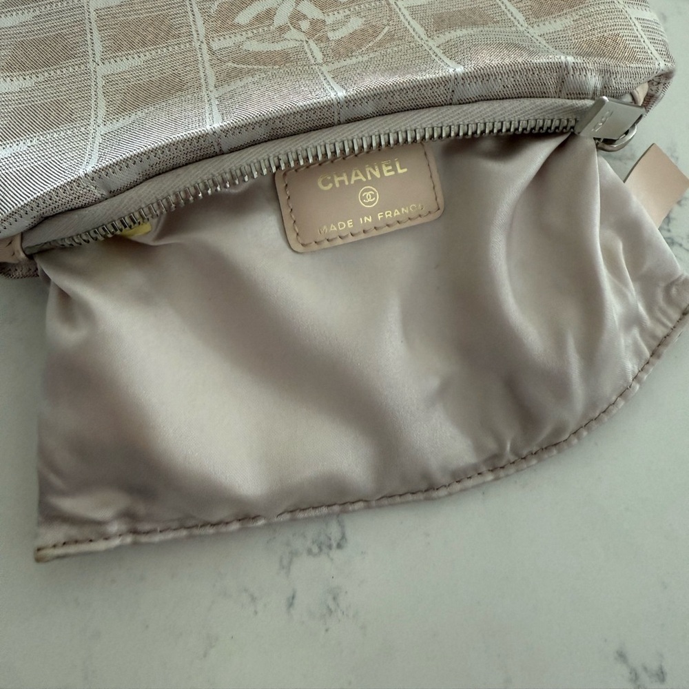Authentic Chanel New Travel Line Pouch/wristlet - Picture 3 of 12